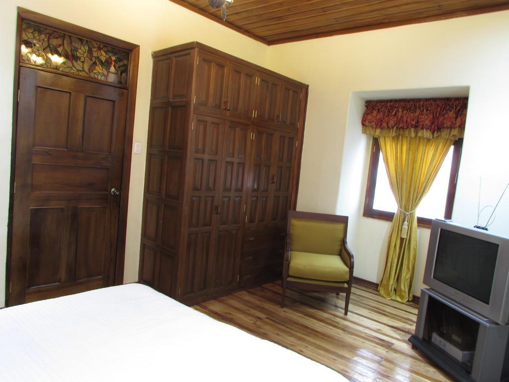 San Blas House & Suites Кито Экстерьер фото